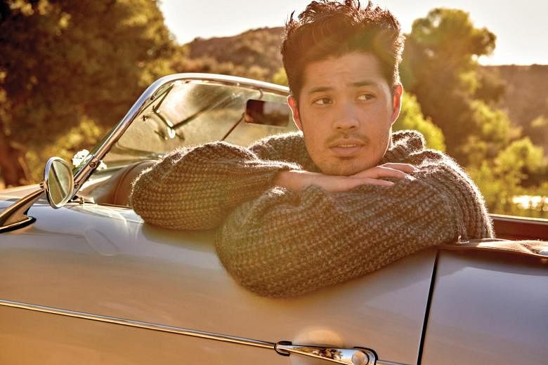 Ross Butler, bintang 13 Reasons Why, ingin terus mendorong dan memecahkan dataran tingginya